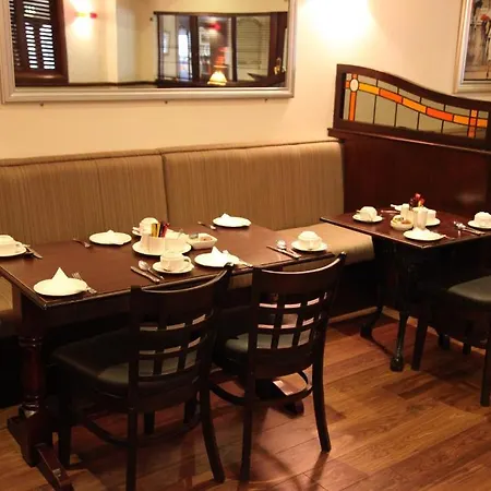 Dalton 3* Claremorris